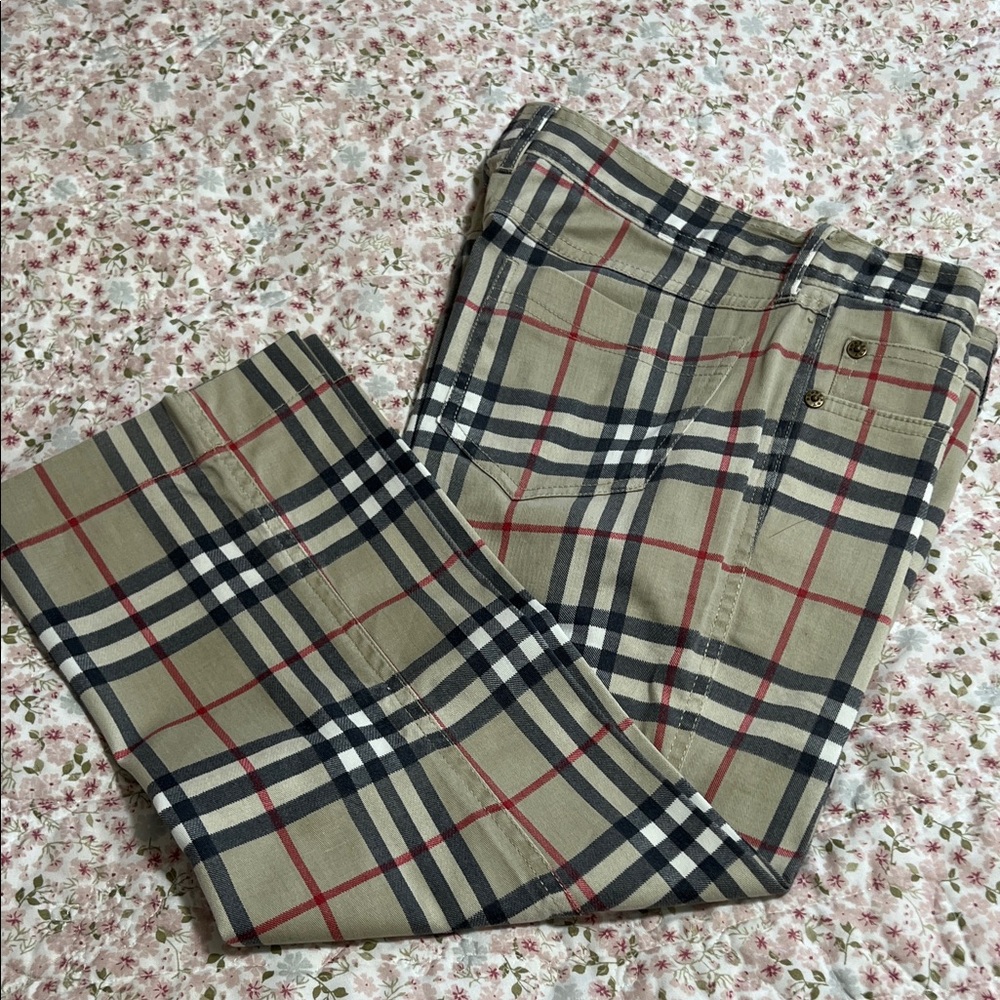 Burberry Beige Plaid Women's Chinos with Black & Red Checks